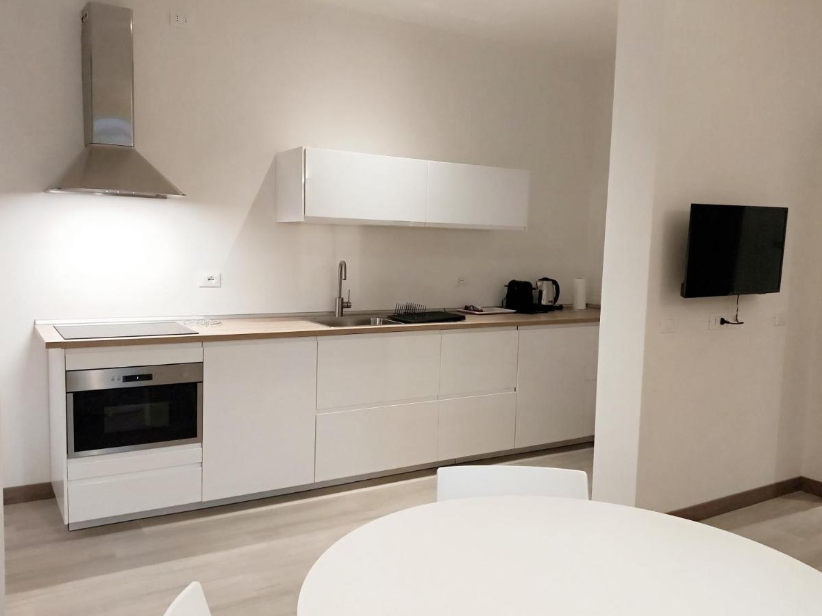 Via Poma Apartments&Rooms Verona Kültér fotó
