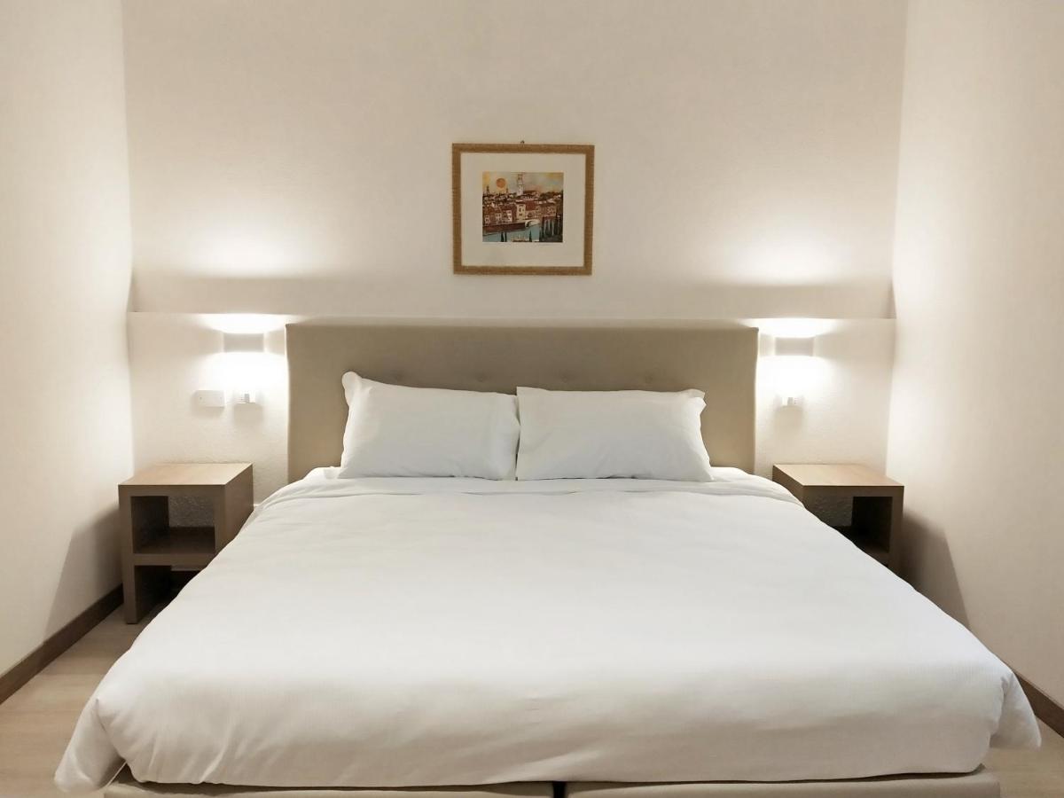 Via Poma Apartments&Rooms Verona Kültér fotó
