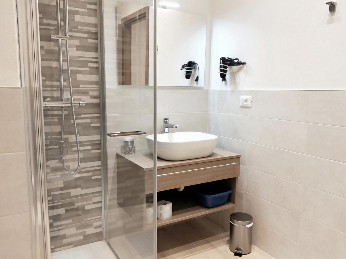 Via Poma Apartments&Rooms Verona Kültér fotó