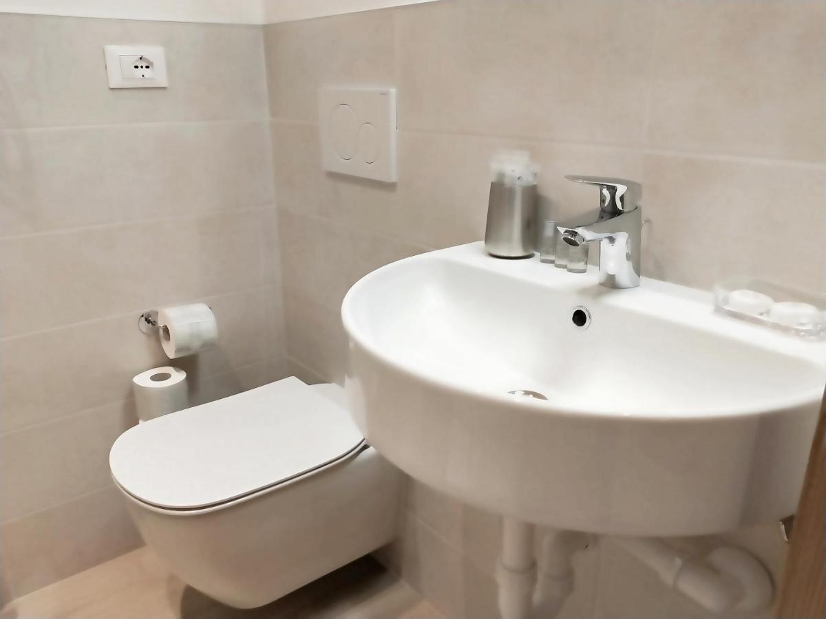 Via Poma Apartments&Rooms Verona Kültér fotó