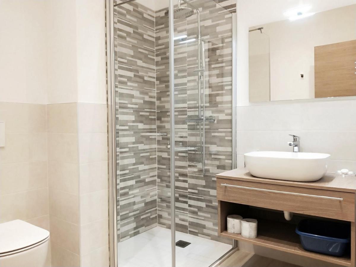 Via Poma Apartments&Rooms Verona Kültér fotó