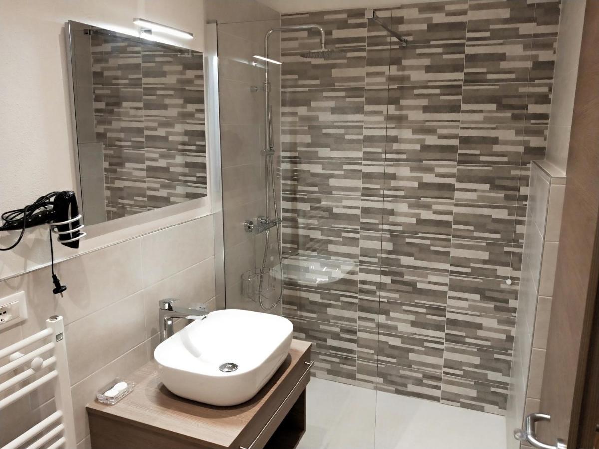 Via Poma Apartments&Rooms Verona Kültér fotó